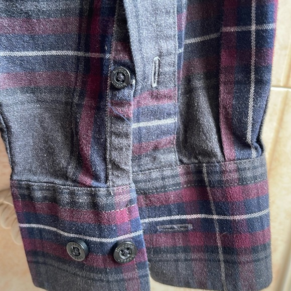 Haggar mens Long Sleeve Button-Up Shirt 🍀 - Picture 6 of 6